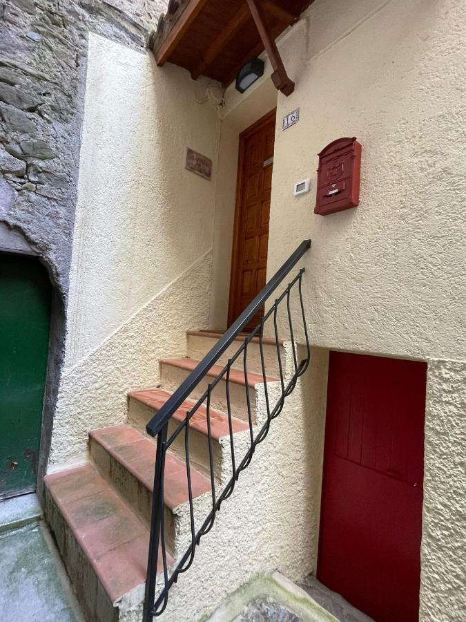 Appartamento Ca' Baci' Pigna Exterior photo