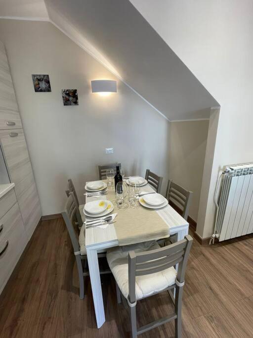 Appartamento Ca' Baci' Pigna Exterior photo